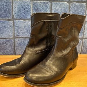 Frye Anna Boots